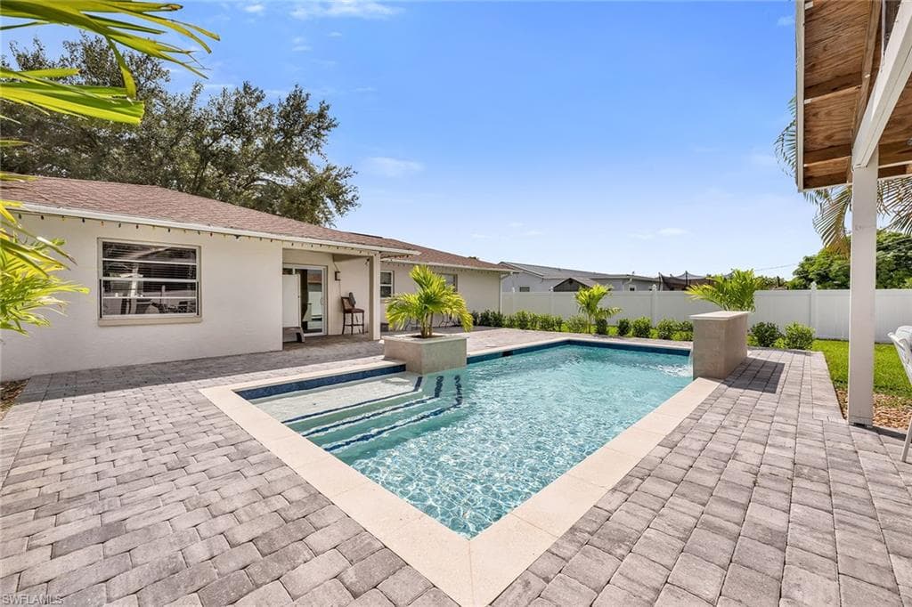 4949 22nd Pl SW, Naples, FL 34116-19