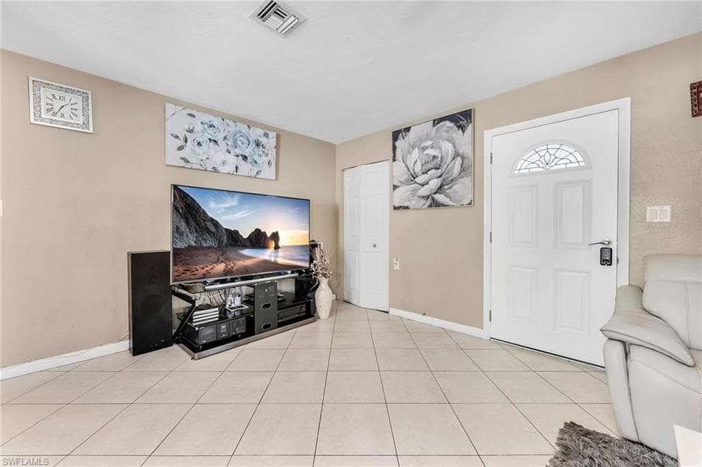 4949 22nd Pl SW, Naples, FL 34116-6