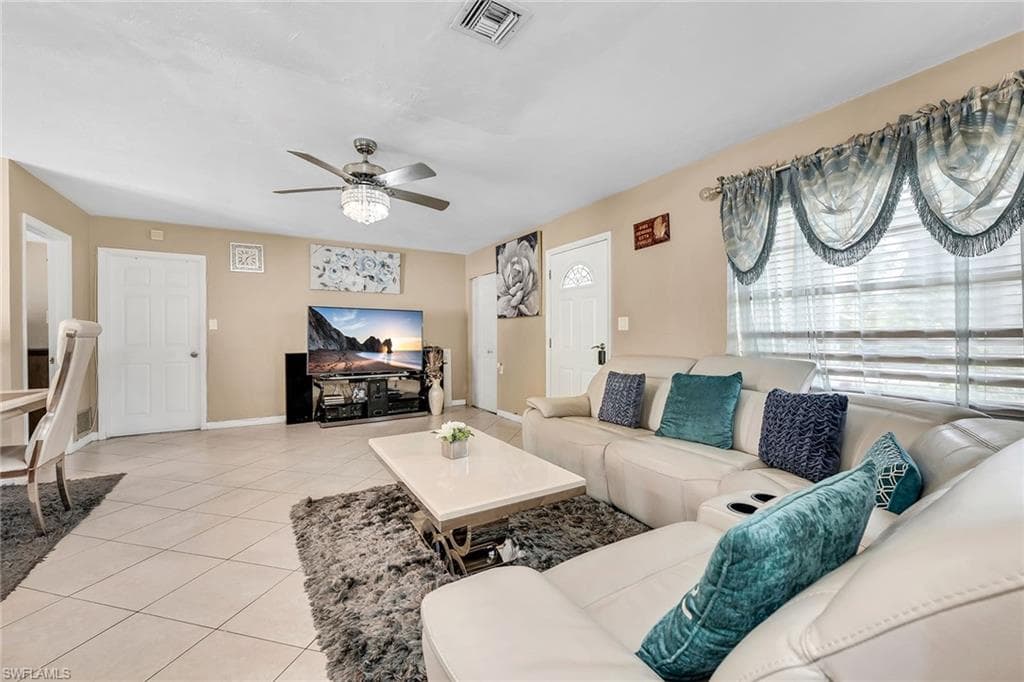 4949 22nd Pl SW, Naples, FL 34116-7