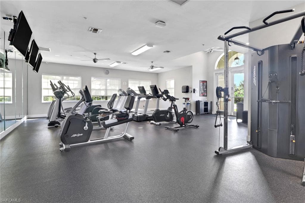 6923 Satinleaf Rd N 101, Naples, FL 34109-36