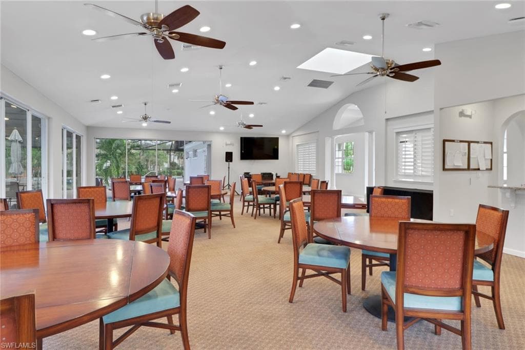 6923 Satinleaf Rd N 101, Naples, FL 34109-43