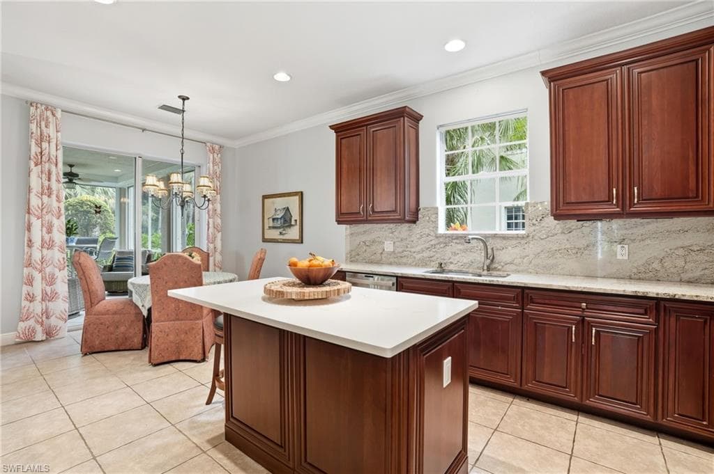 4960 Shaker Heights Ct 102, Naples, FL 34112-6