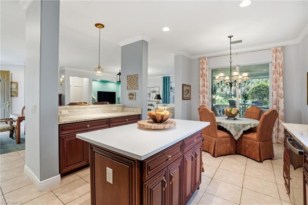 4960 Shaker Heights Ct 102, Naples, FL 34112-7