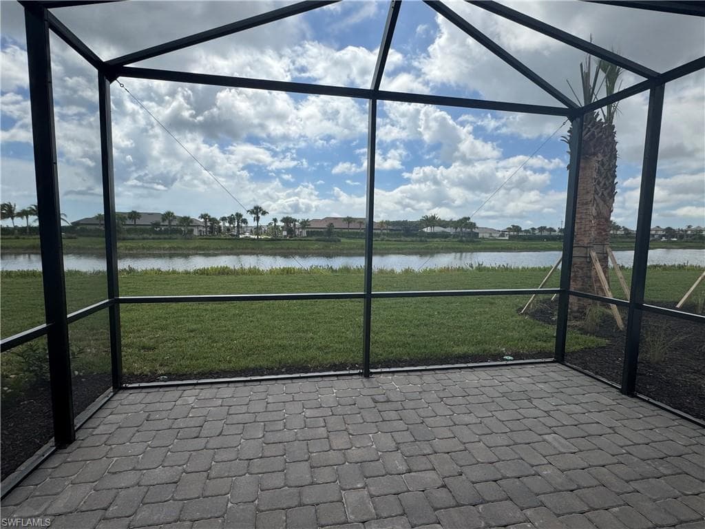 15668 Gavello St, Naples, FL 34114-4