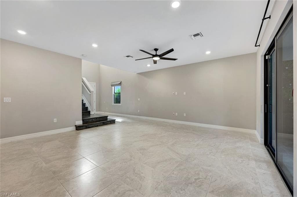 7265 Wilton Dr, Naples, FL 34109-27