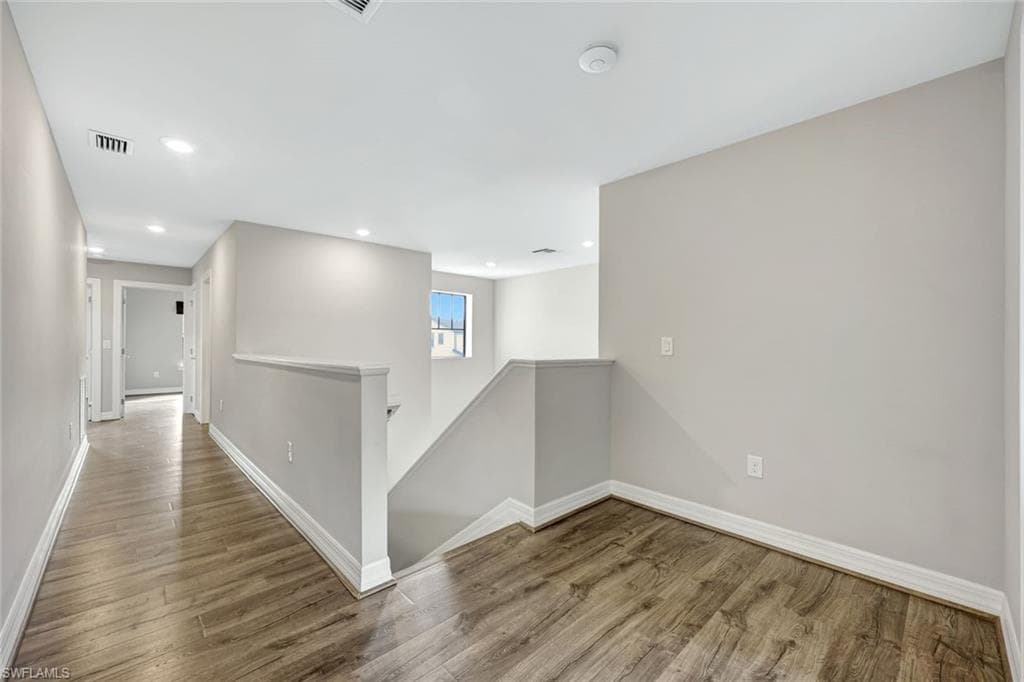 7265 Wilton Dr, Naples, FL 34109-30
