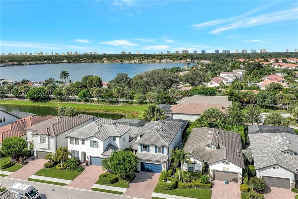 7265 Wilton Dr, Naples, FL 34109-46
