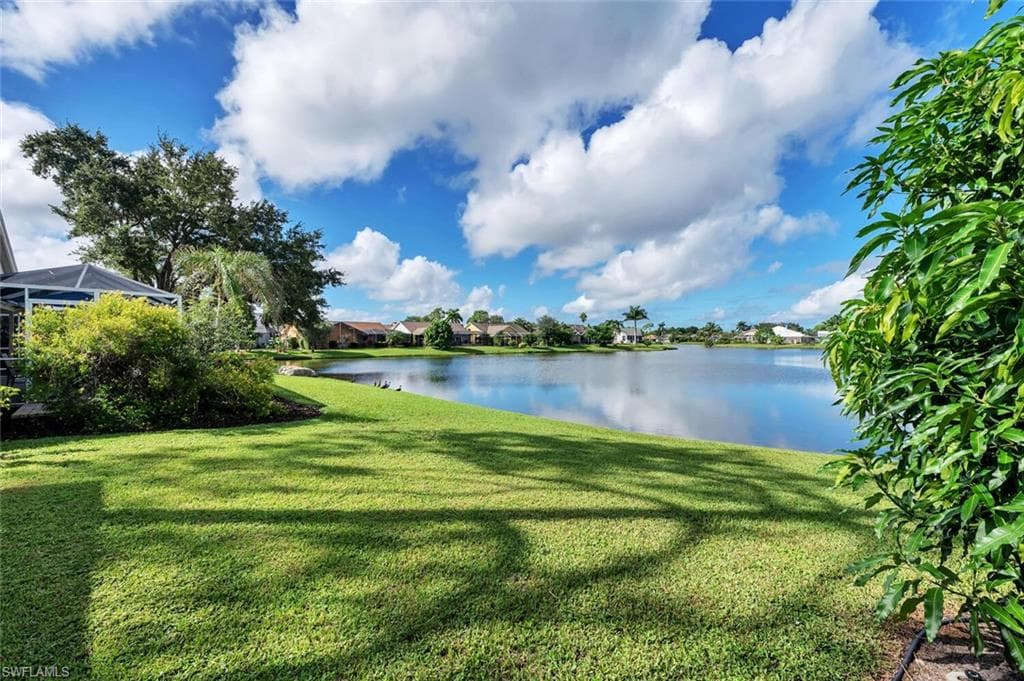 3613 Kent Dr, Naples, FL 34112-23