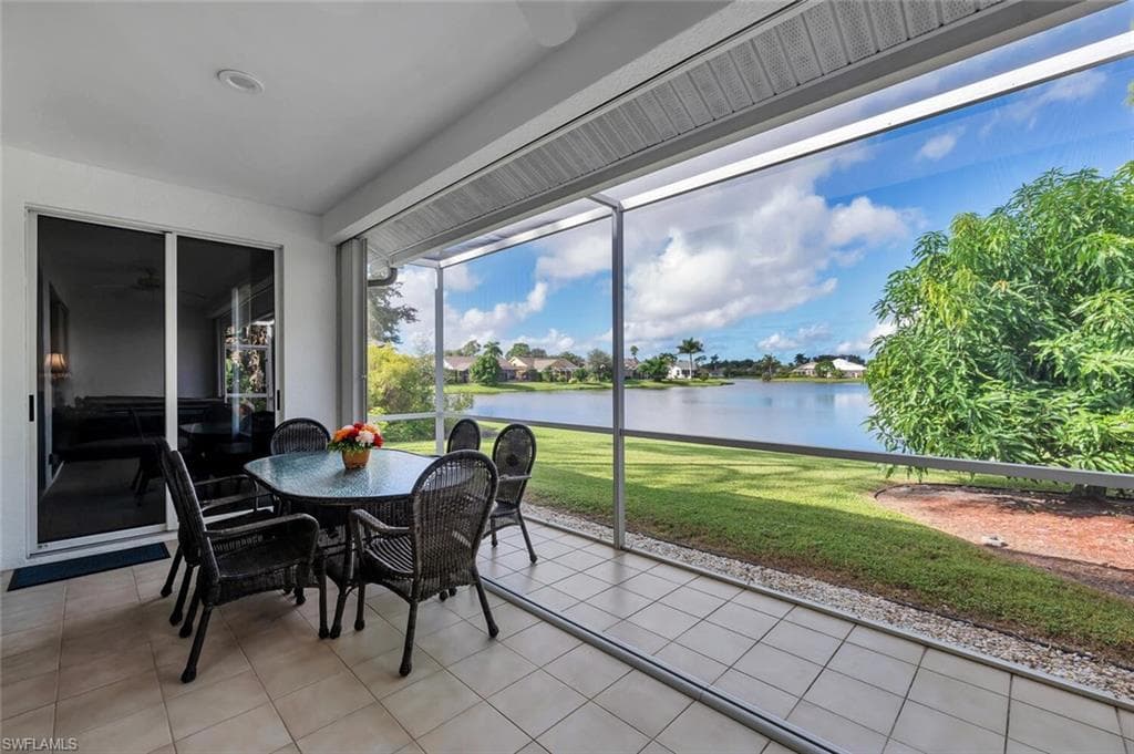 3613 Kent Dr, Naples, FL 34112-4