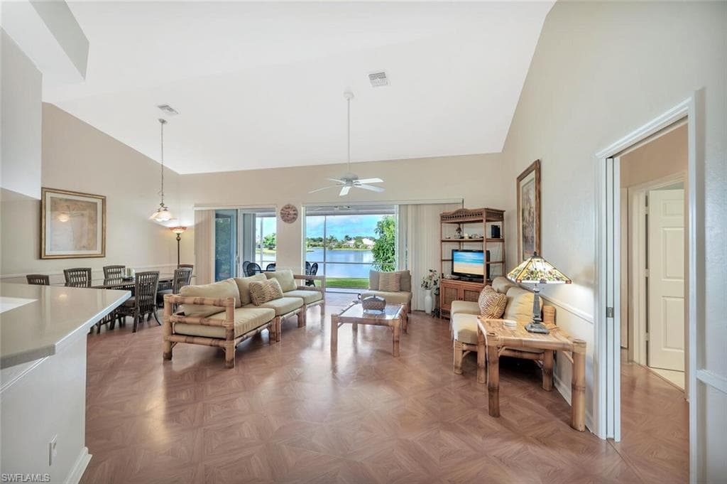 3613 Kent Dr, Naples, FL 34112-6
