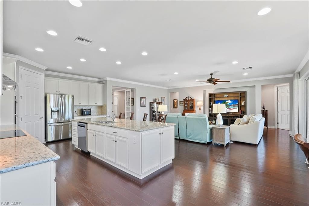 6189 Victory Dr, Ave Maria, FL 34142-4