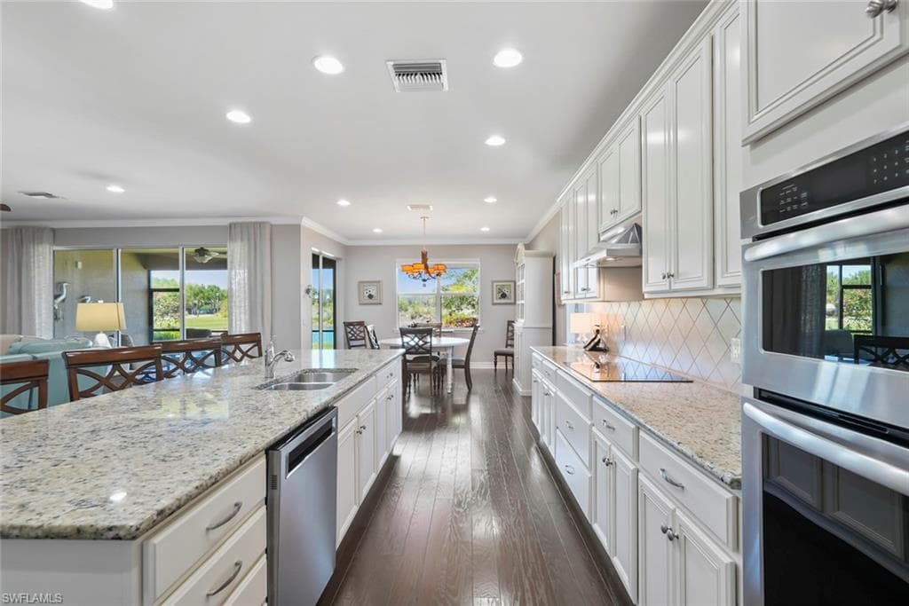 6189 Victory Dr, Ave Maria, FL 34142-6