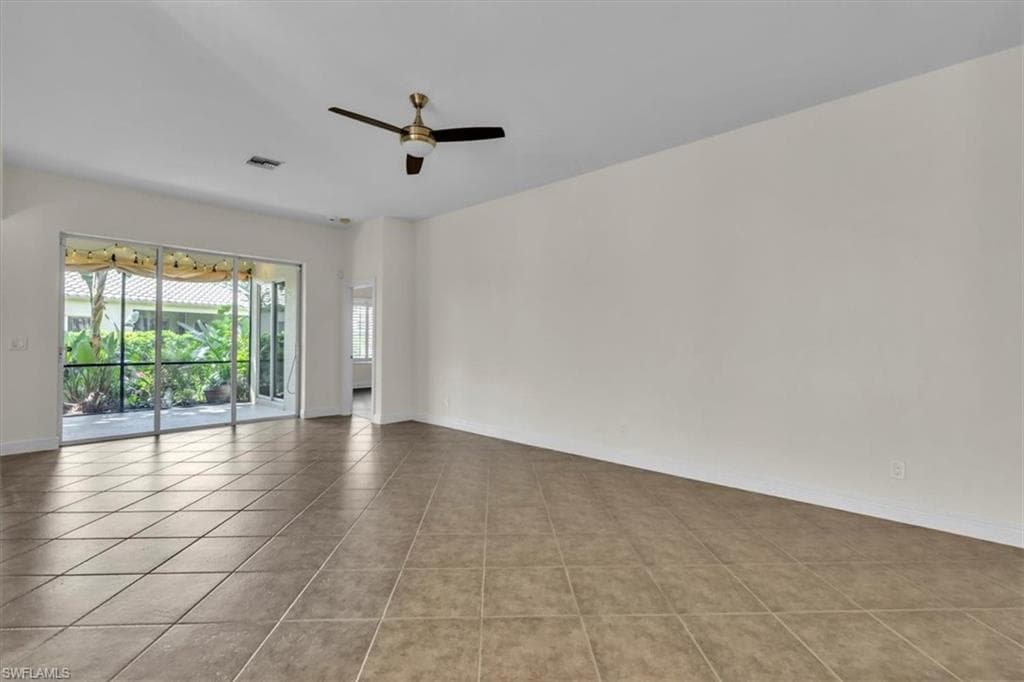 837 Vistana Cir 20, Naples, FL 34119-8