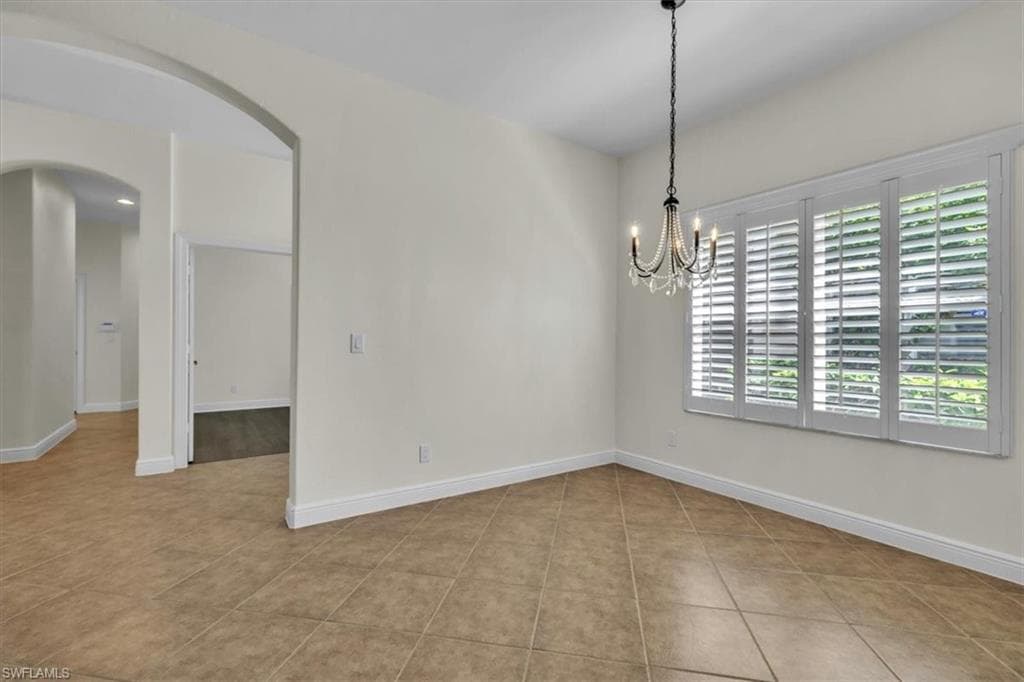 837 Vistana Cir 20, Naples, FL 34119-14
