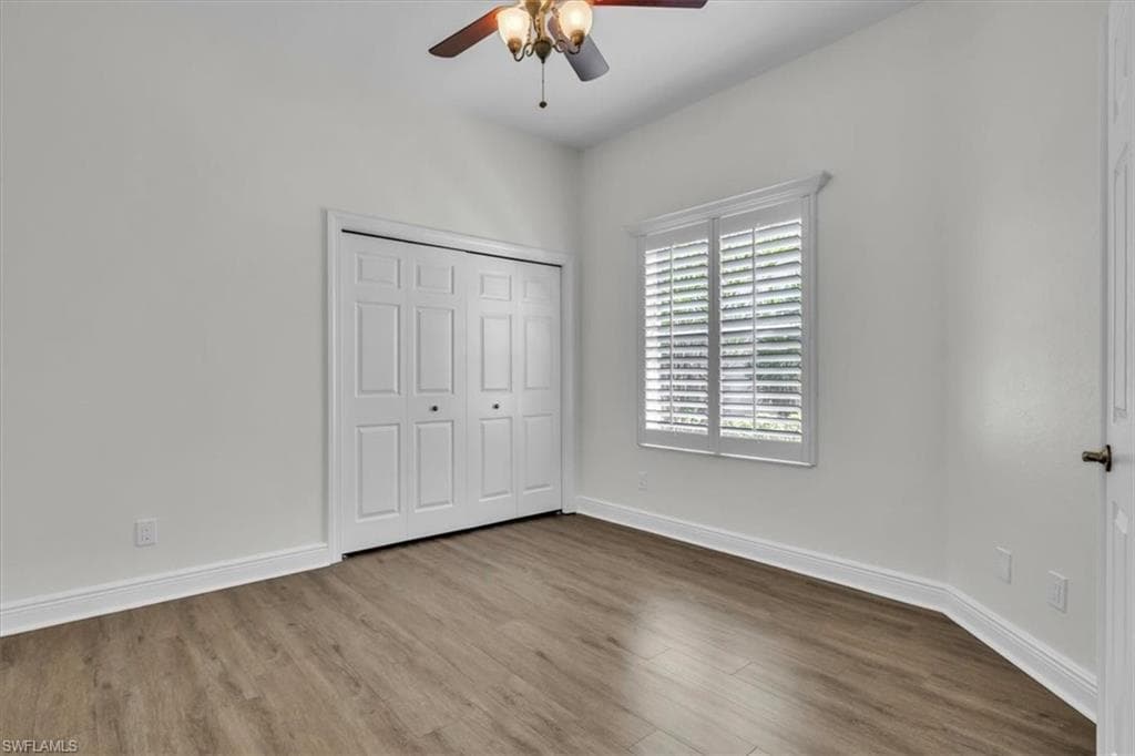 837 Vistana Cir 20, Naples, FL 34119-20