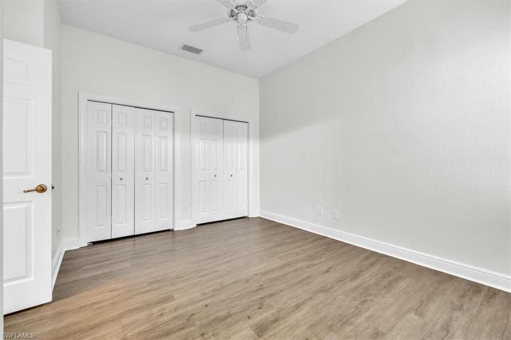 837 Vistana Cir 20, Naples, FL 34119-23