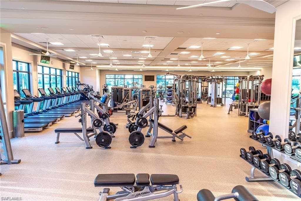 837 Vistana Cir 20, Naples, FL 34119-48