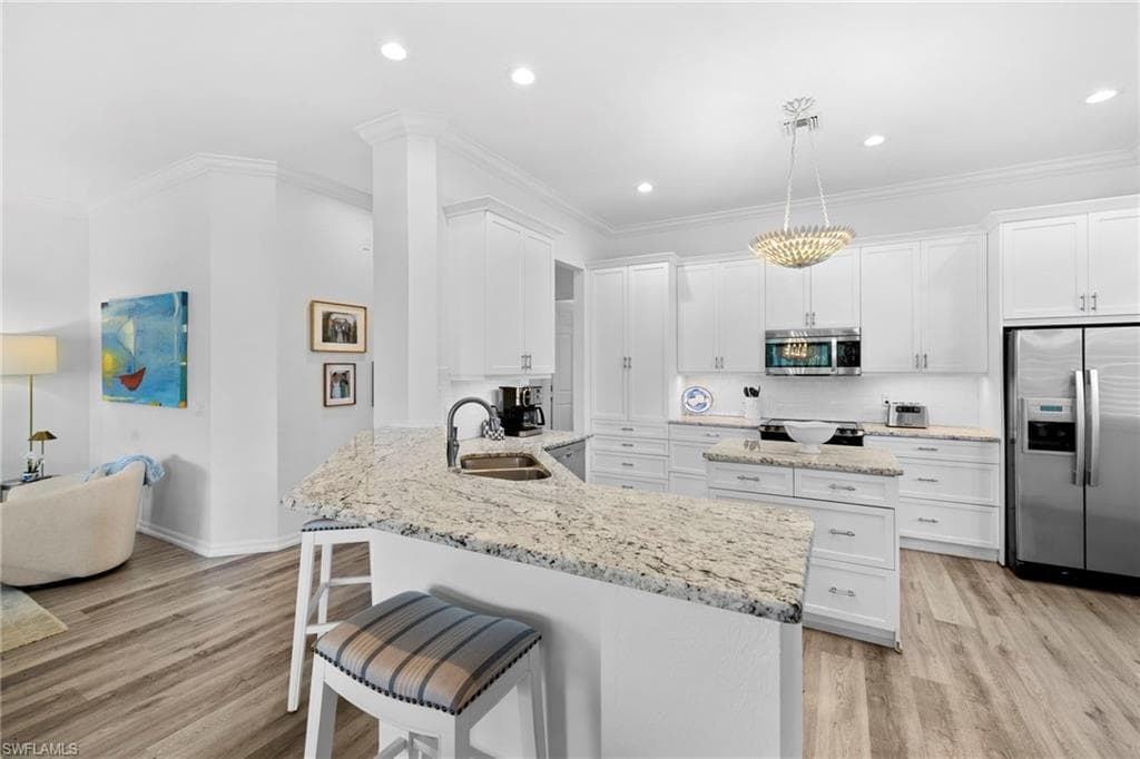 2095 Gulfstar Dr S 201, Naples, FL 34112-8