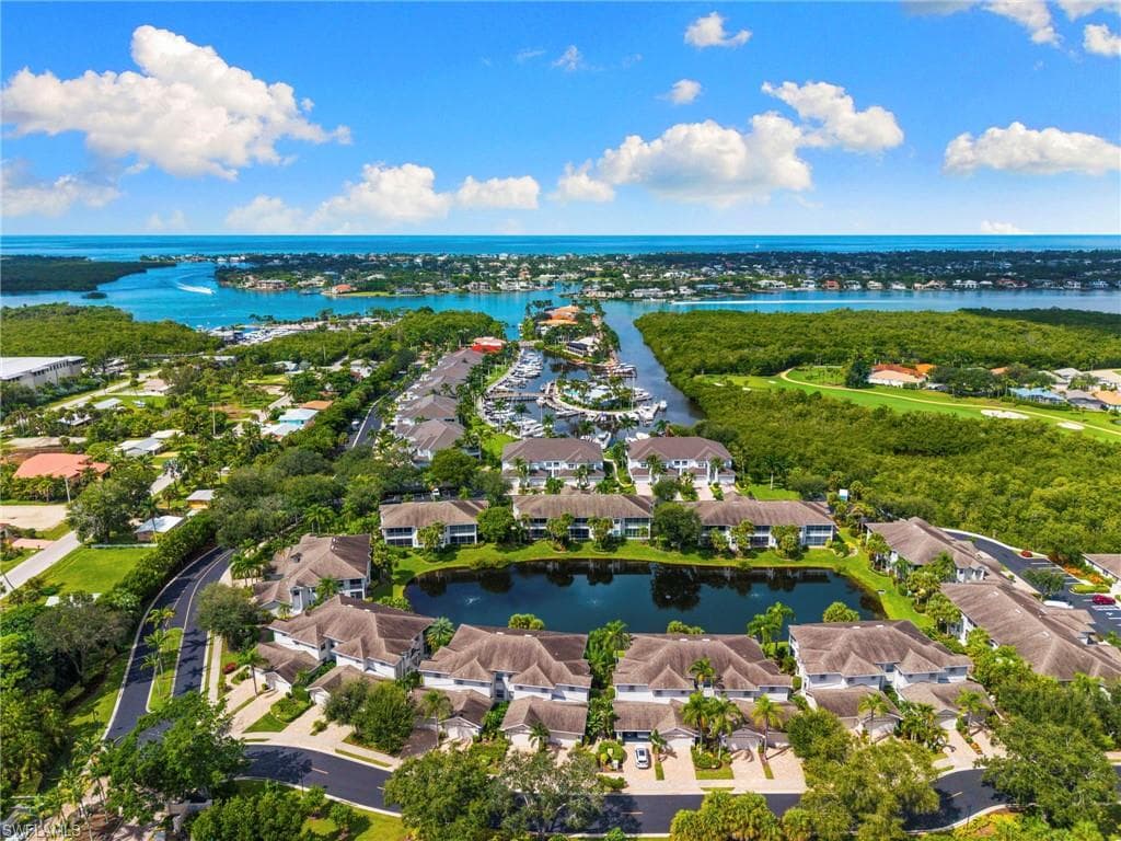 2095 Gulfstar Dr S 201, Naples, FL 34112-1