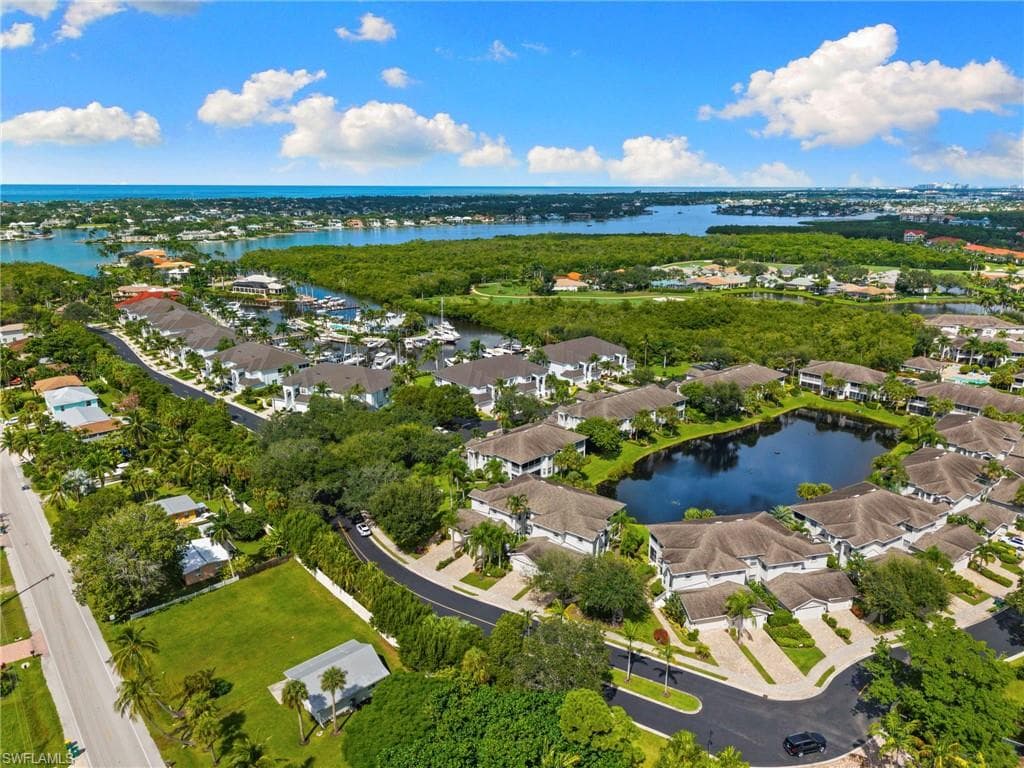 2095 Gulfstar Dr S 201, Naples, FL 34112-34