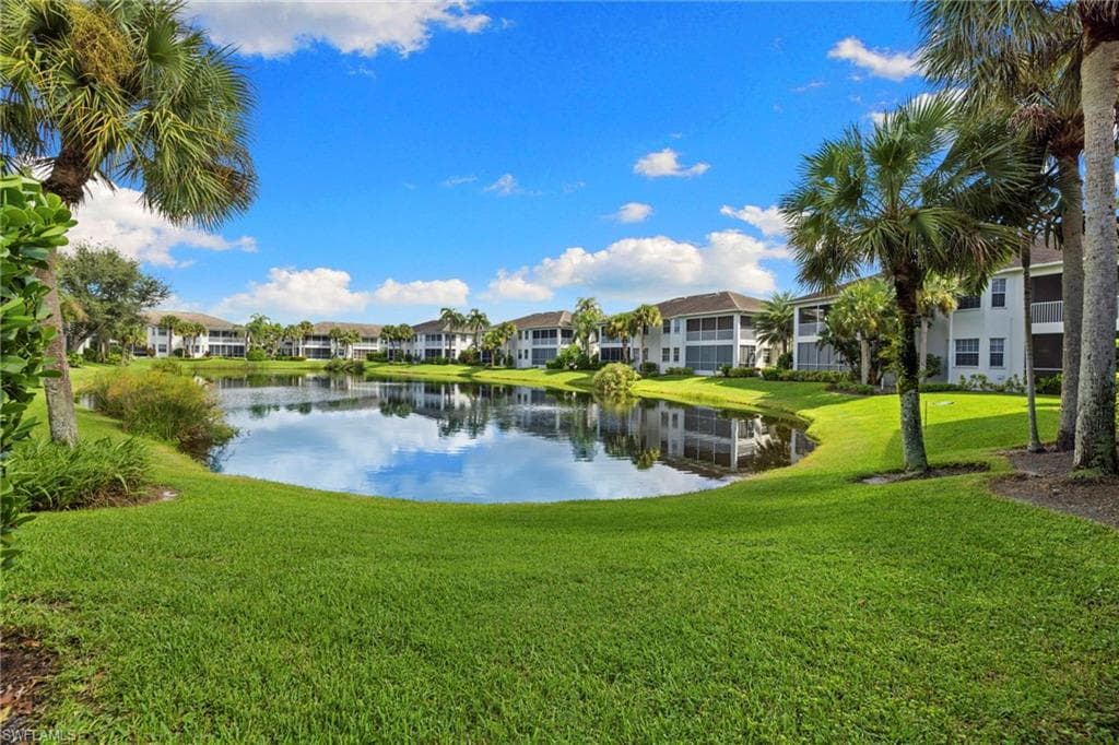 2095 Gulfstar Dr S 201, Naples, FL 34112-3