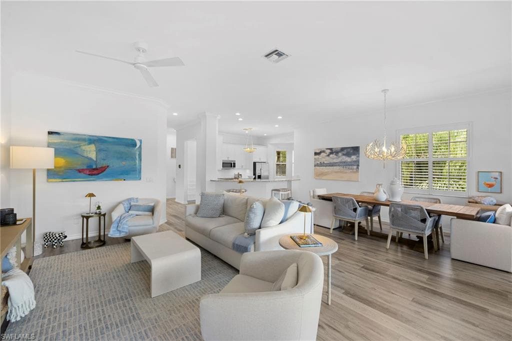 2095 Gulfstar Dr S 201, Naples, FL 34112-4