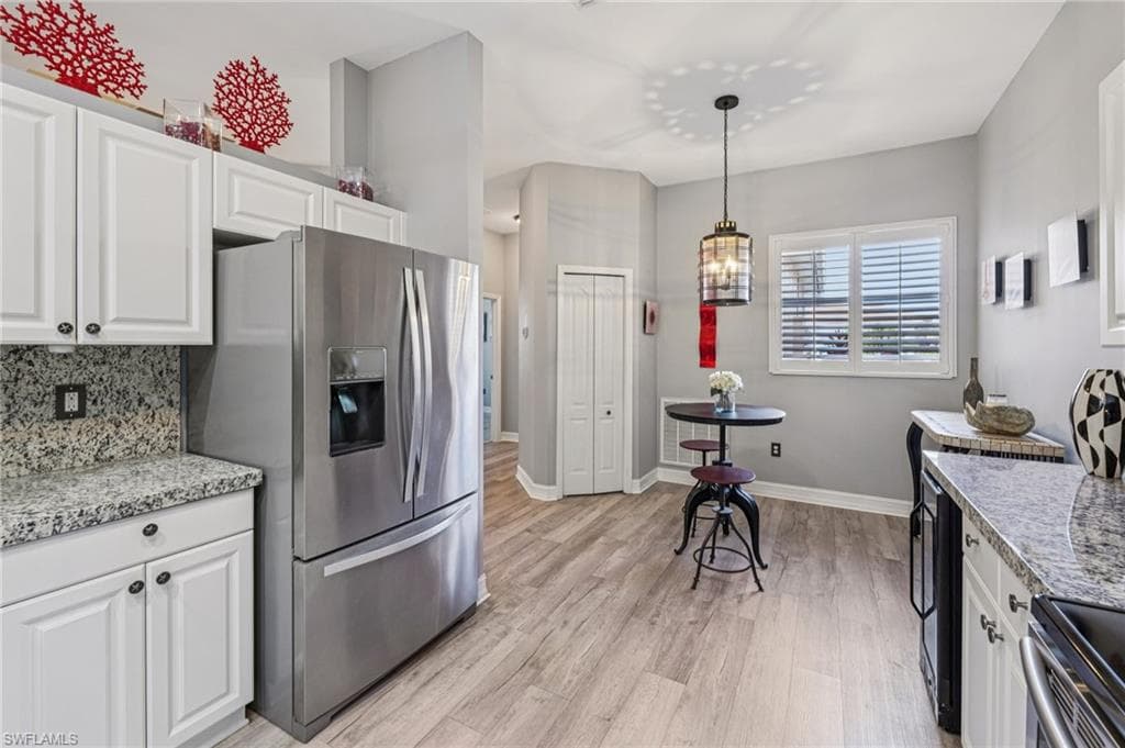 7951 Haven Dr 2, Naples, FL 34104-9