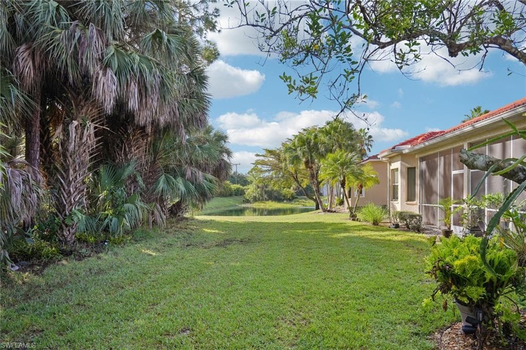 7951 Haven Dr 2, Naples, FL 34104-37