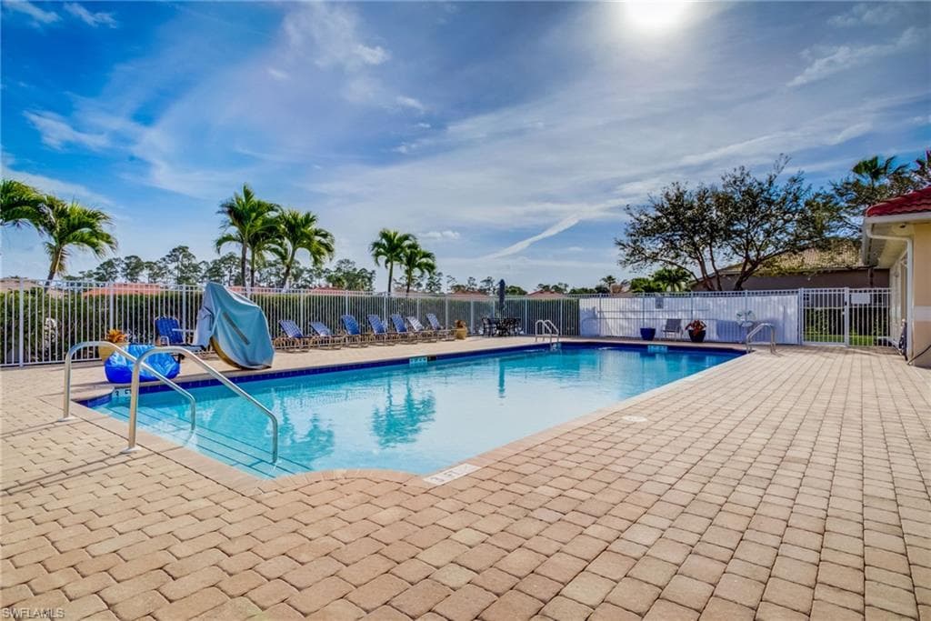 7951 Haven Dr 2, Naples, FL 34104-41