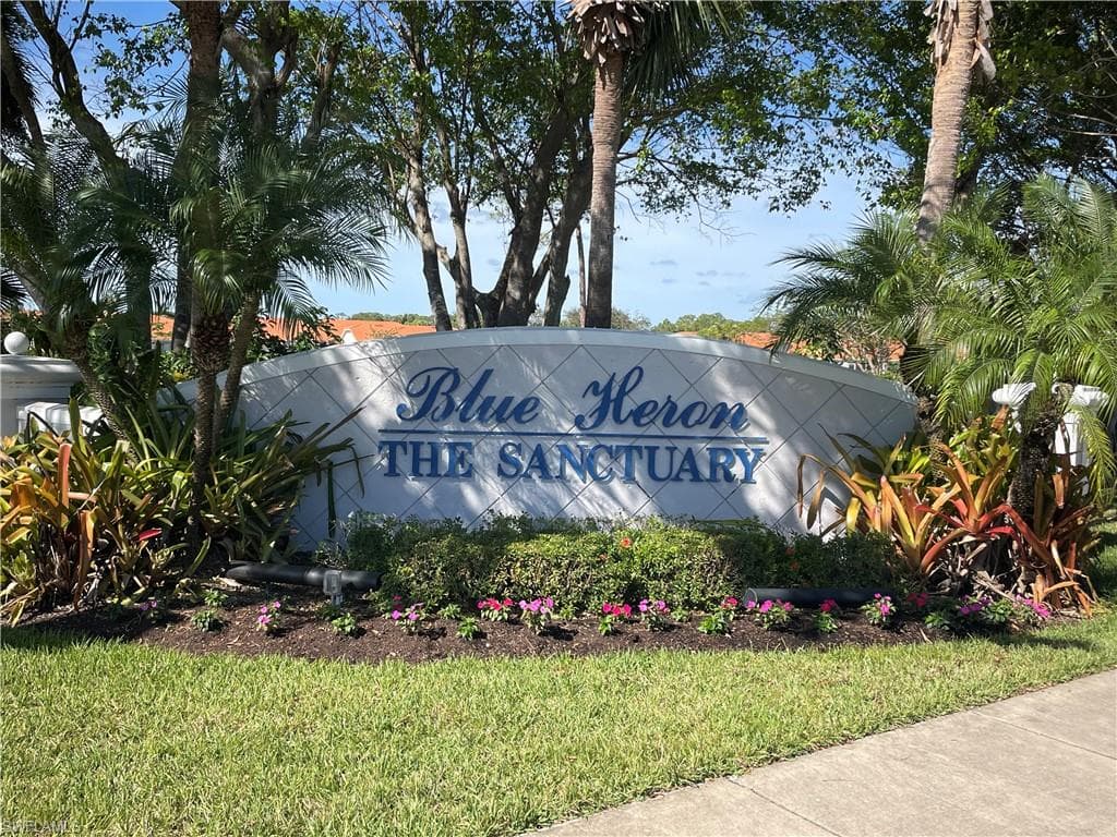 7951 Haven Dr 2, Naples, FL 34104-47