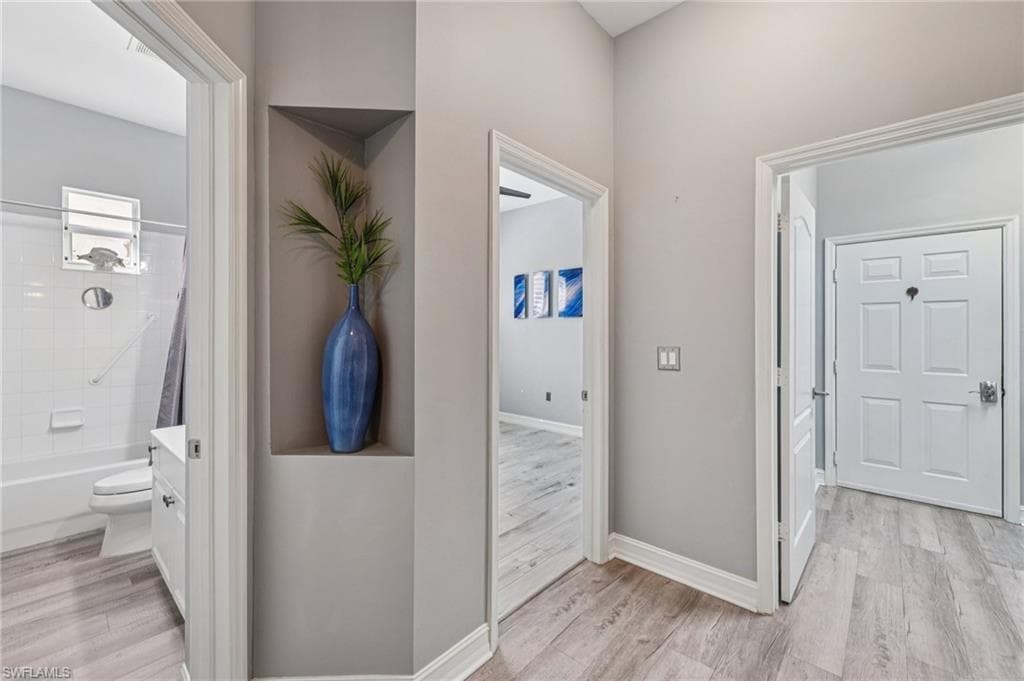 7951 Haven Dr 2, Naples, FL 34104-5