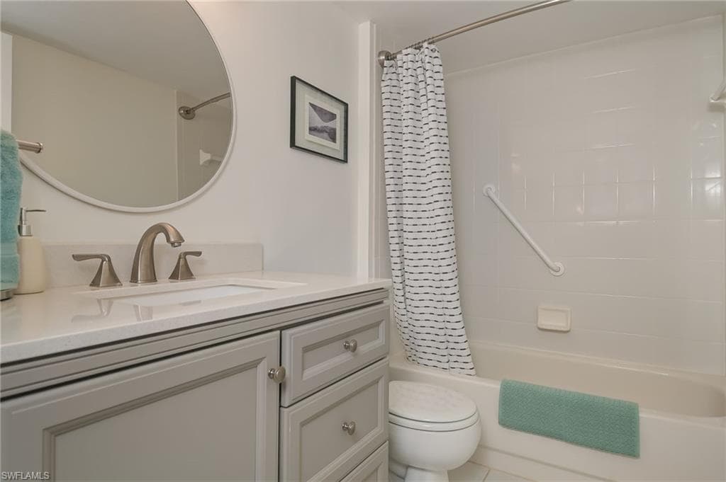 285 Naples Cove Dr 1103, Naples, FL 34110-17
