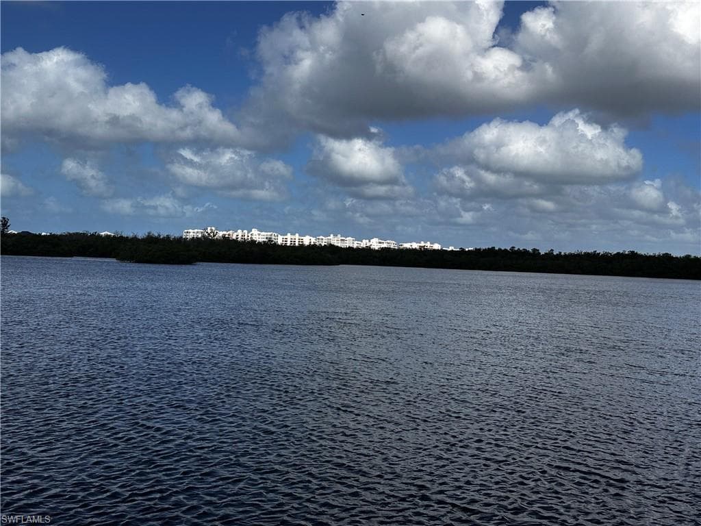 285 Naples Cove Dr 1103, Naples, FL 34110-24
