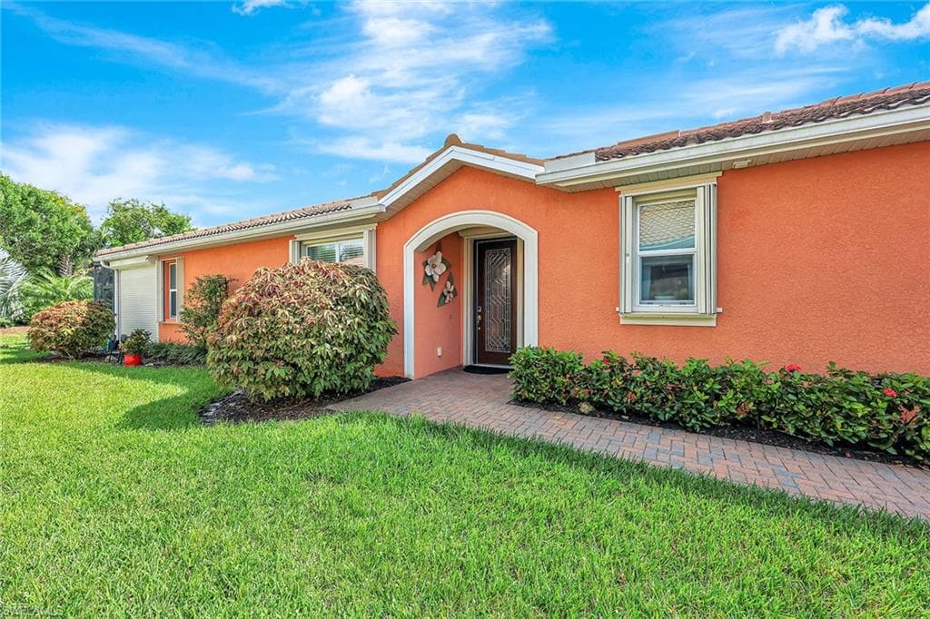 10394 Prato Dr, Fort Myers, FL 33913-23