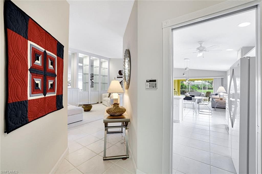 4307 Redonda Ln, Naples, FL 34119-8