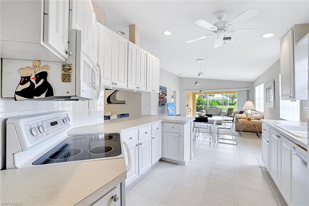 4307 Redonda Ln, Naples, FL 34119-13