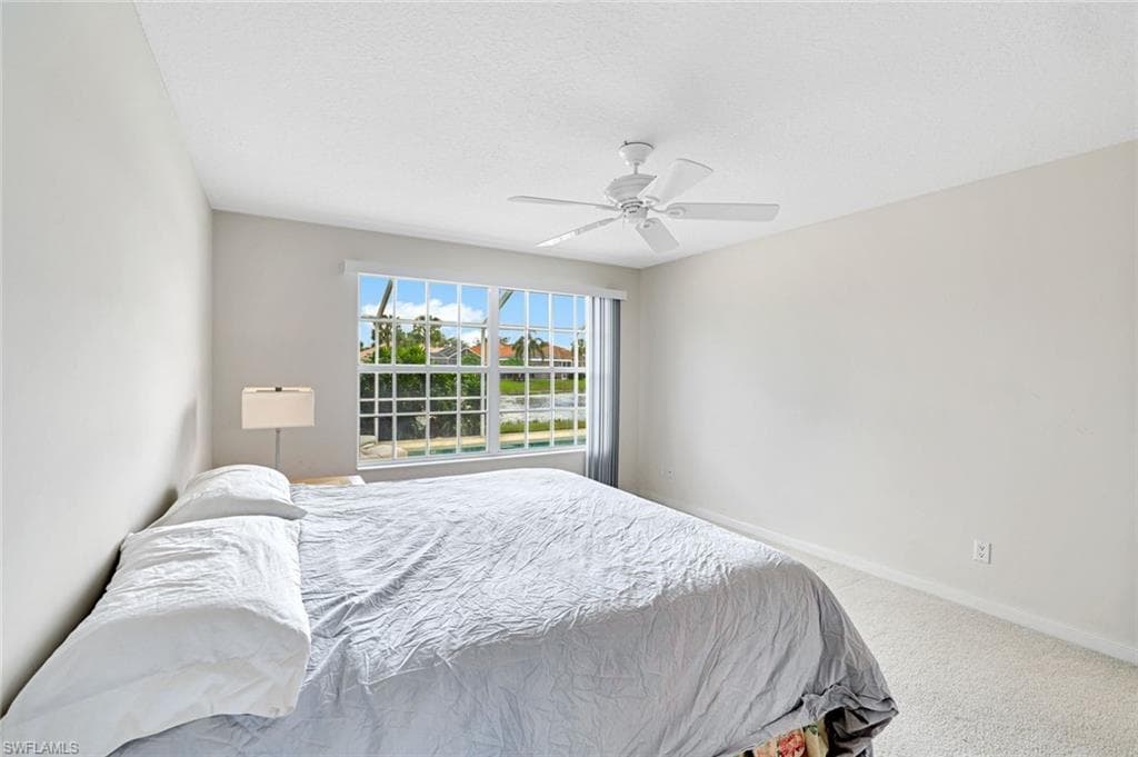 4307 Redonda Ln, Naples, FL 34119-18