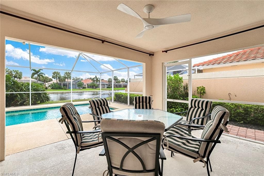 4307 Redonda Ln, Naples, FL 34119-25