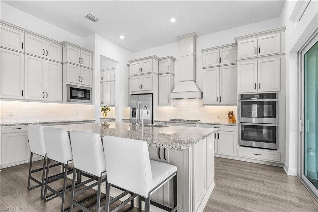 15408 Turin Dr, Naples, FL 34114-6