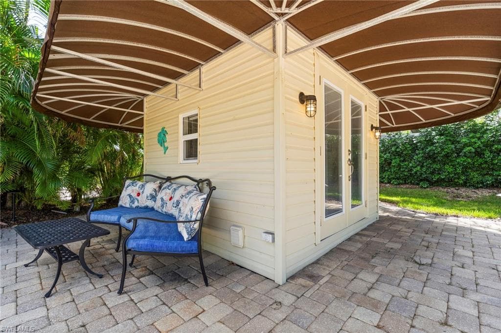 4520 Southern Breeze Dr, Naples, FL 34114-13