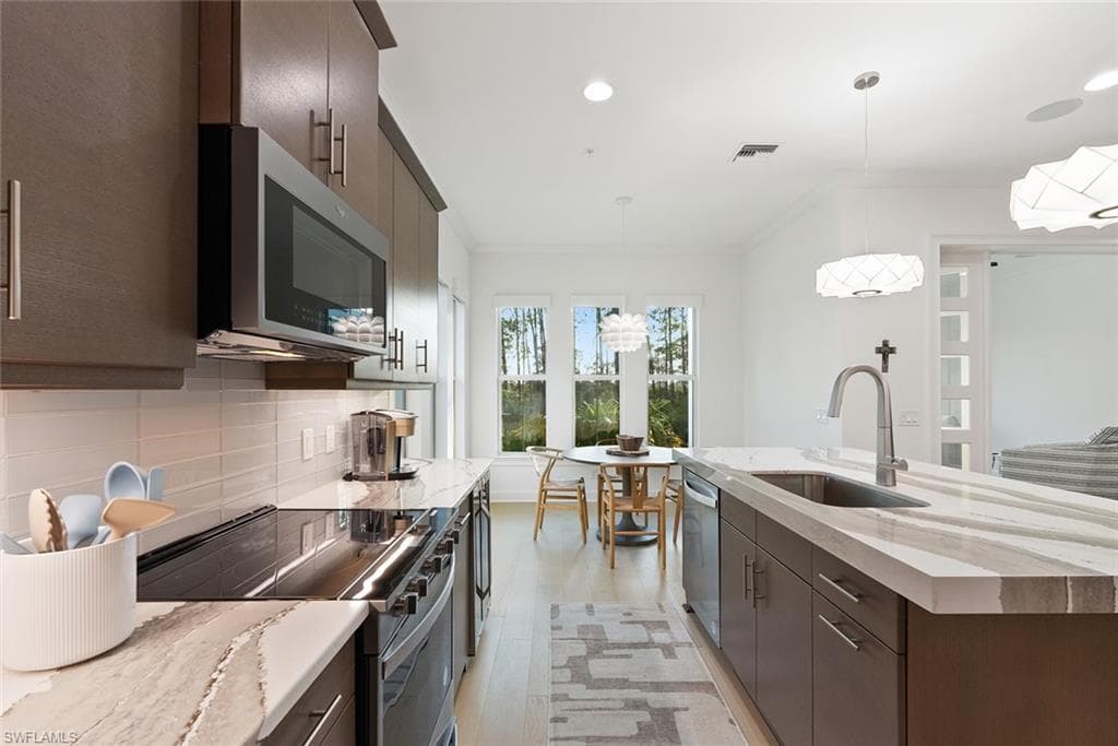 6505 Dominica Dr 101, Naples, FL 34113-9