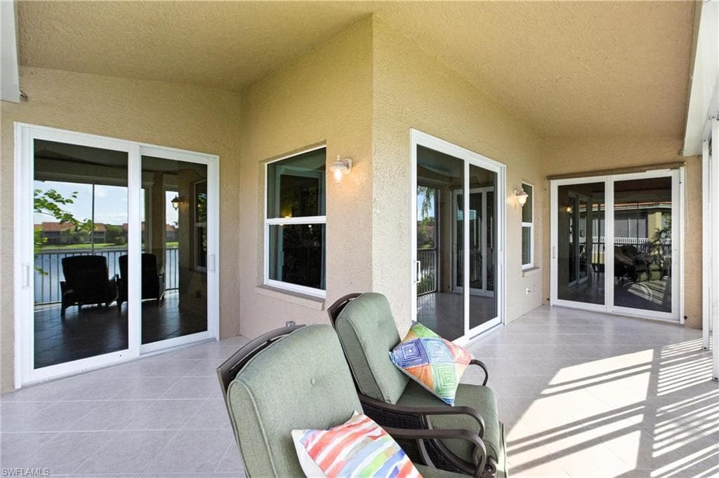 2590 Marshcreek Ln 202, Naples, FL 34119-26