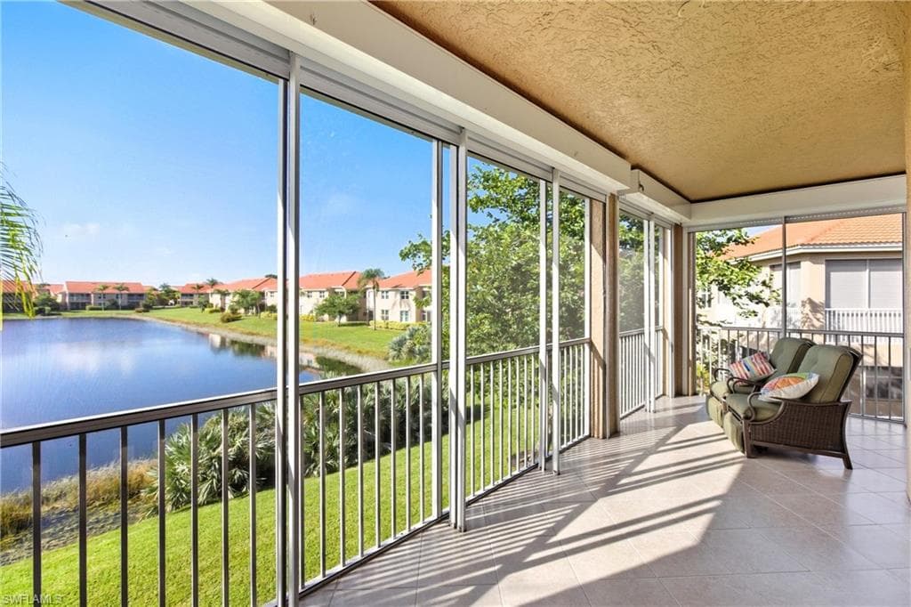 2590 Marshcreek Ln 202, Naples, FL 34119-29