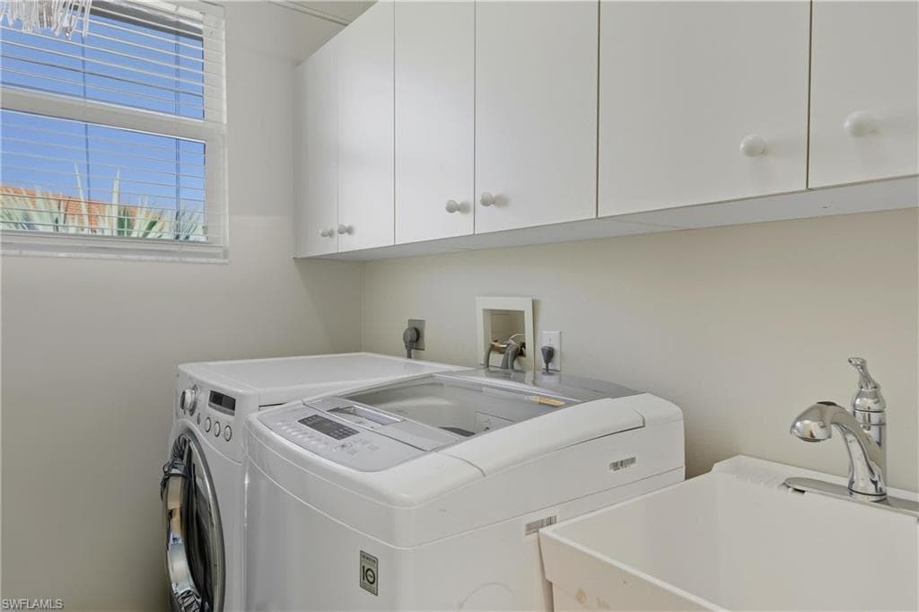 2590 Marshcreek Ln 202, Naples, FL 34119-30