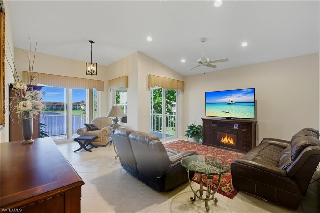 2590 Marshcreek Ln 202, Naples, FL 34119-3