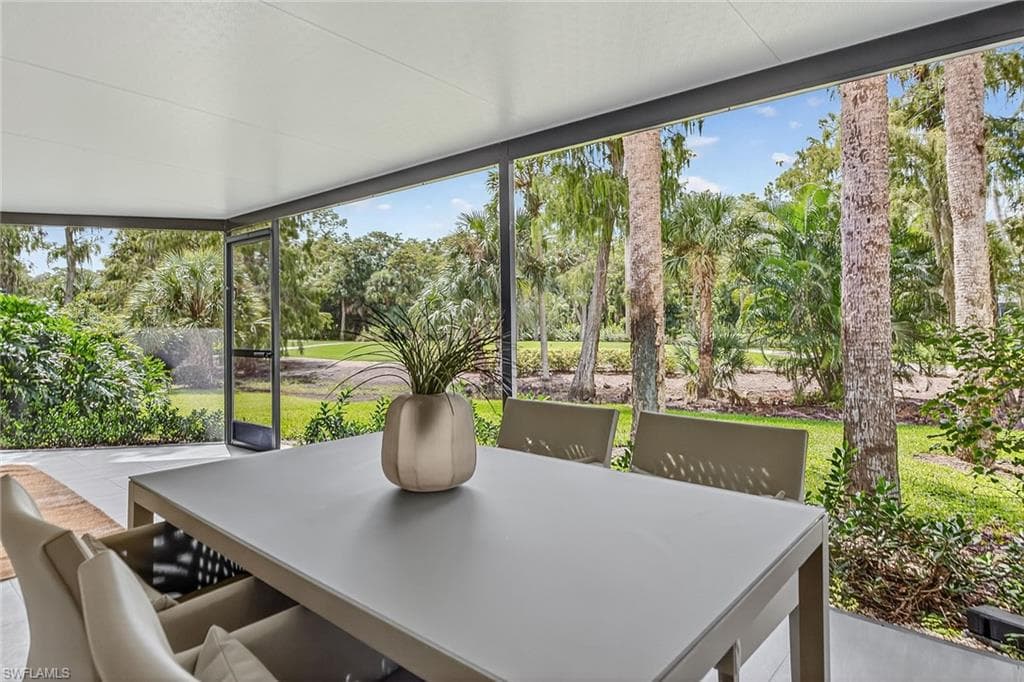 95 Cypress View Dr, Naples, FL 34113-8
