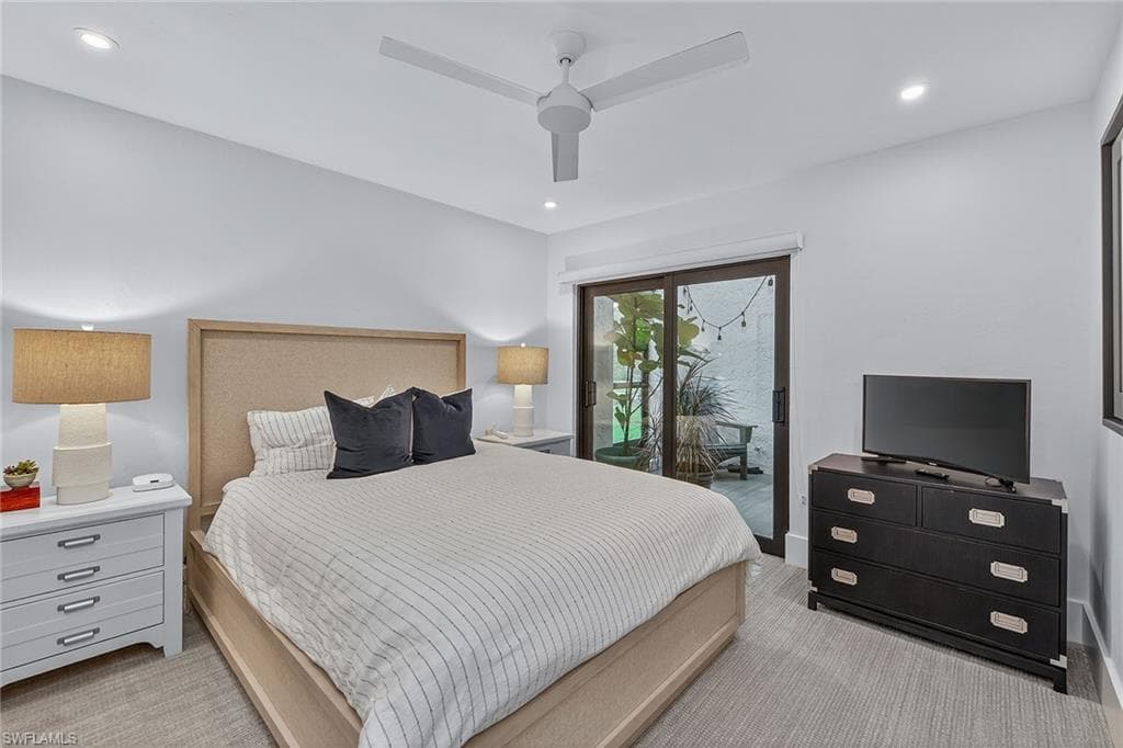 95 Cypress View Dr, Naples, FL 34113-12