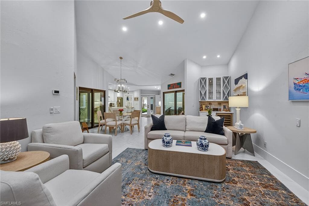 95 Cypress View Dr, Naples, FL 34113-2