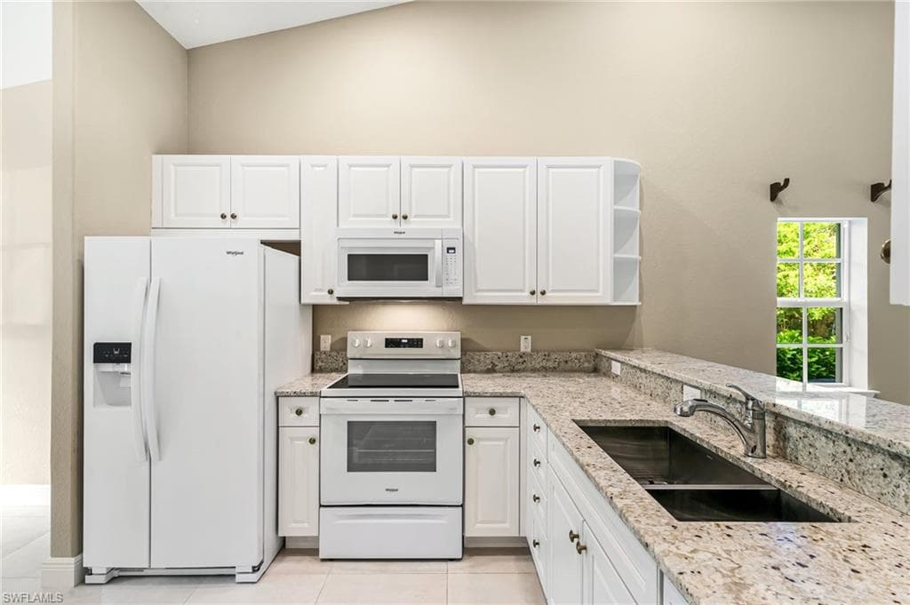 3555 Avion Woods Ct 501, Naples, FL 34104-16