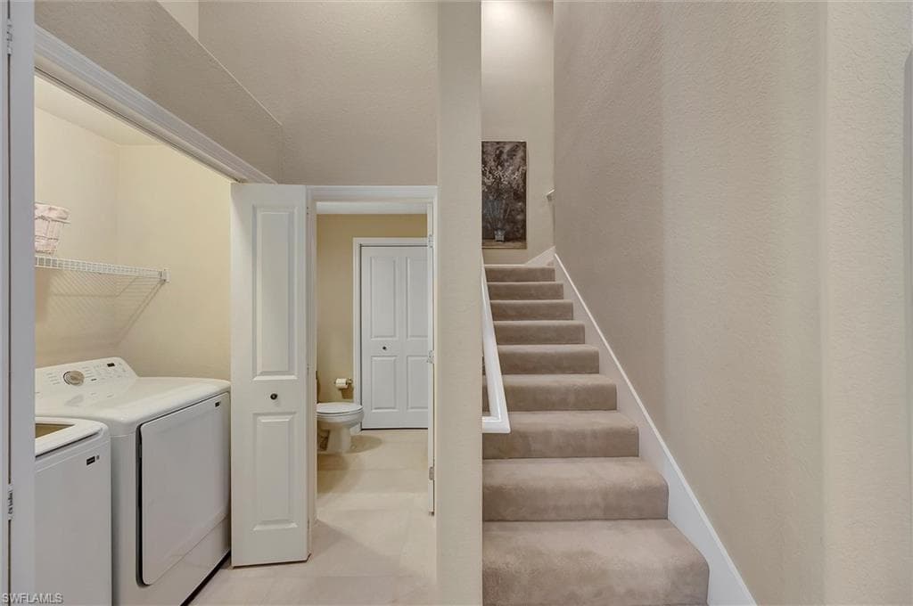 3555 Avion Woods Ct 501, Naples, FL 34104-27